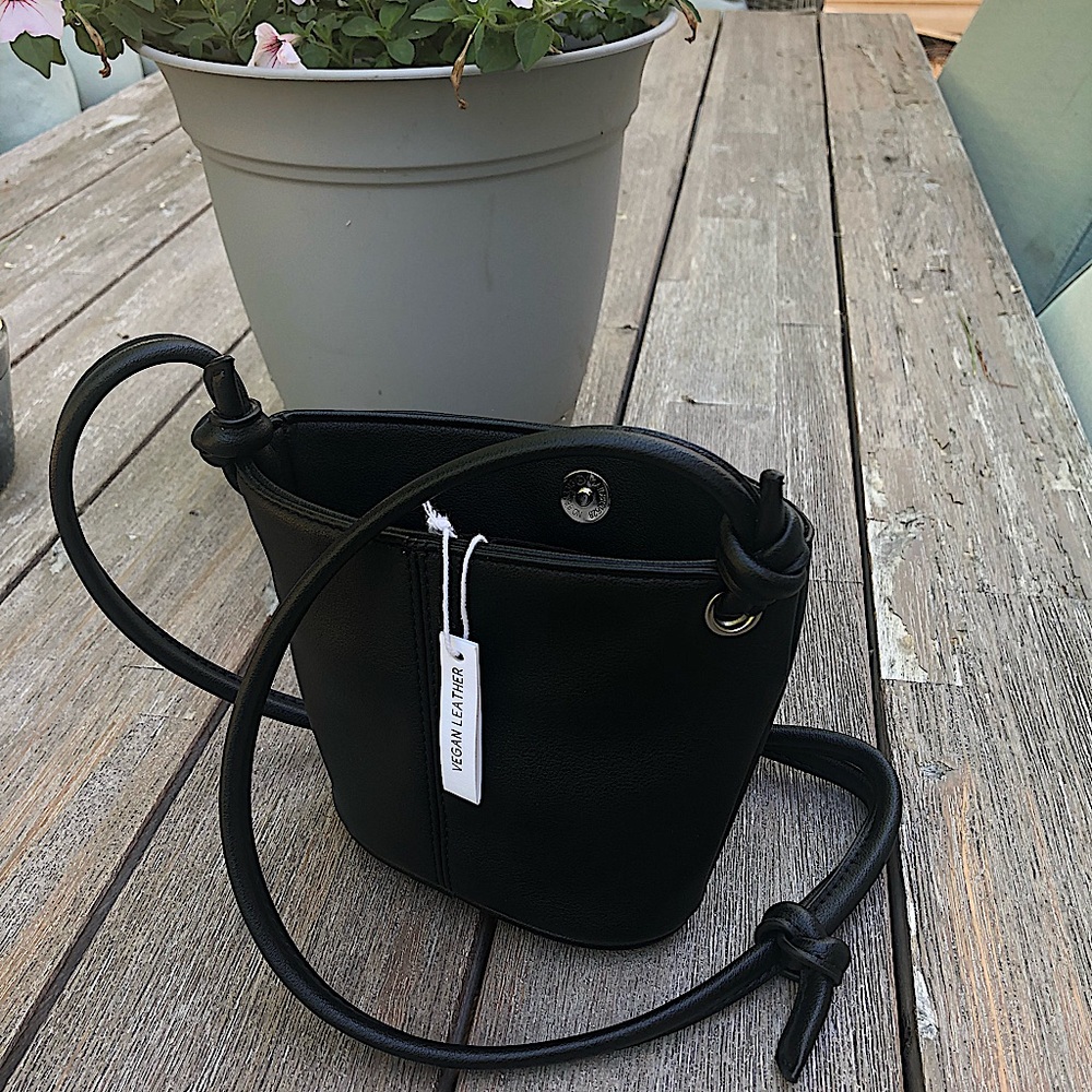 MINI BUCKET PURSE
